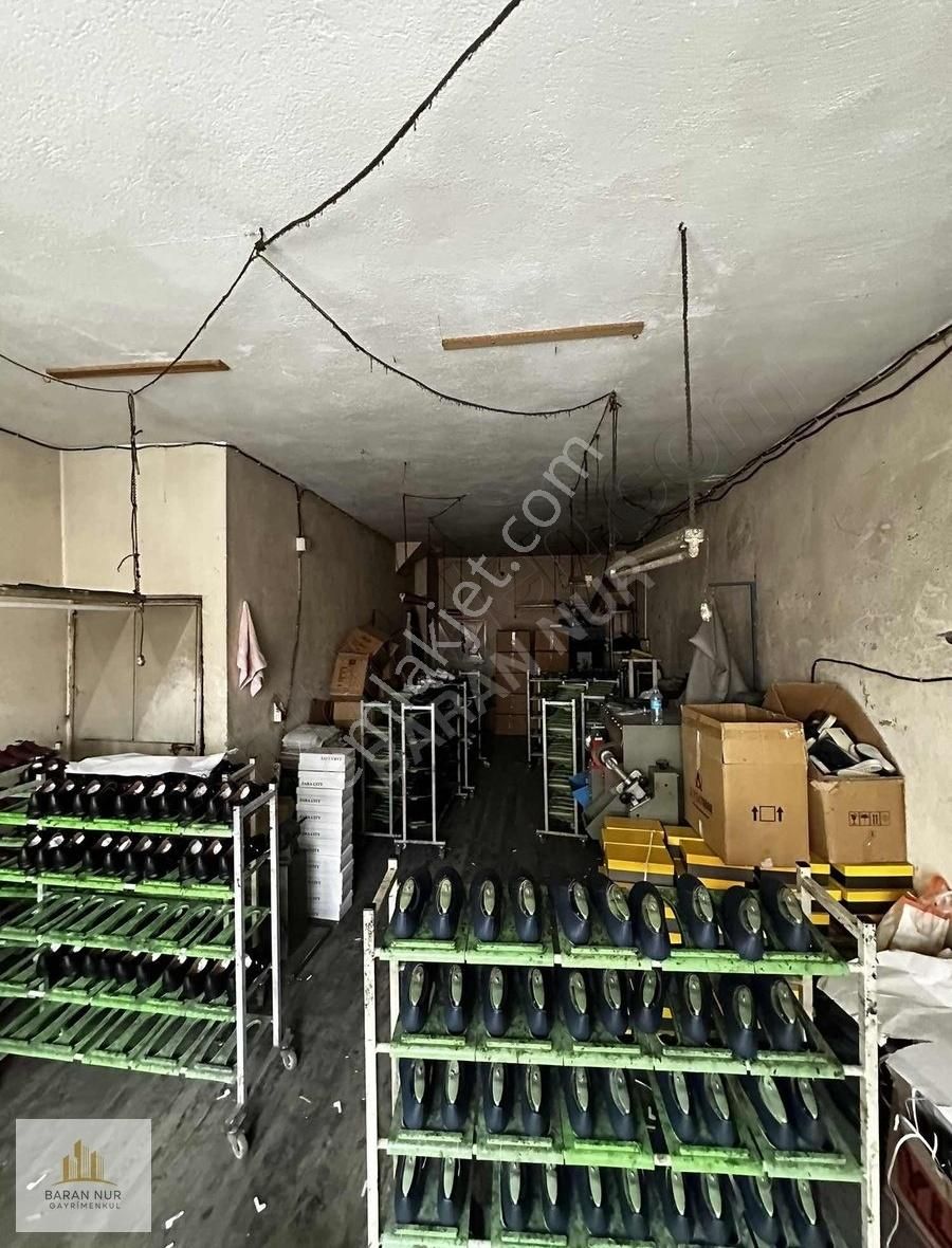 Aykent Ayakkabıcılar Sitesinde Satılık 3 Katlı Dükkan - Görsel 4