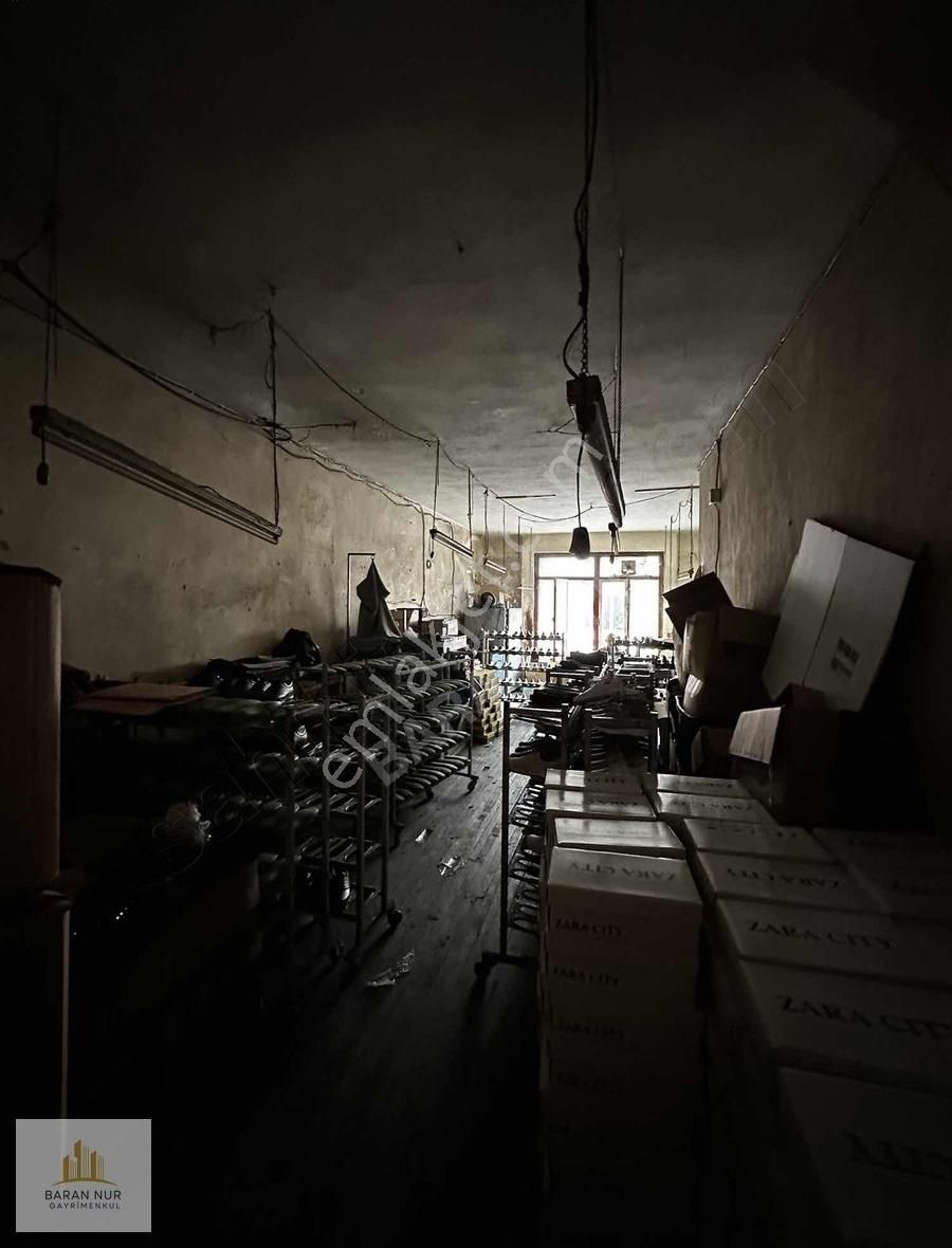 Aykent Ayakkabıcılar Sitesinde Satılık 3 Katlı Dükkan - Görsel 14