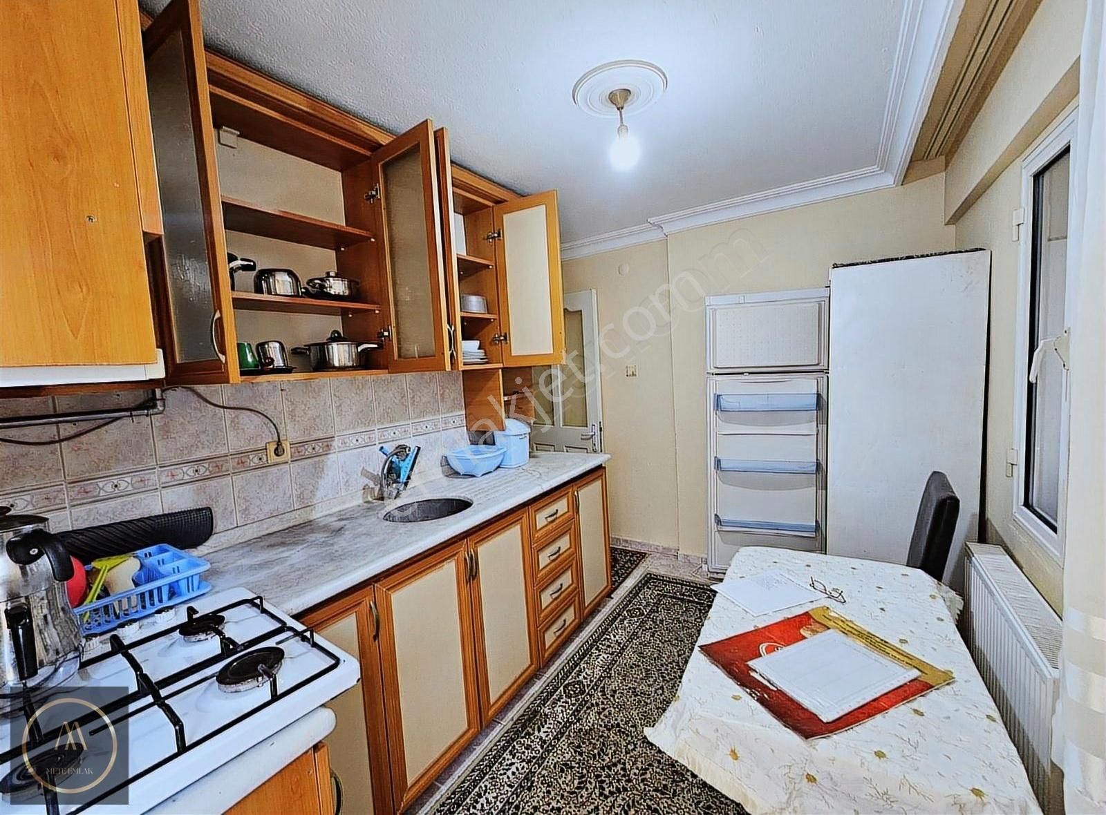 Uncubozköy De Kiralık Eşyalı Daire 2+1 Otoparklı