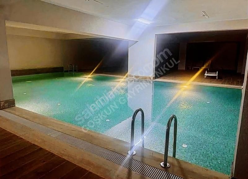 Cennet Yalova Sitesinde Deniz Manzaralı 2+1 Satılık Daire