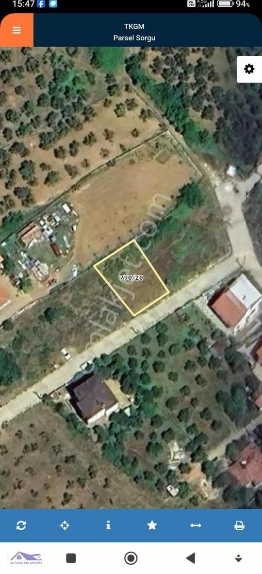 Acil İmarlı 322 Metre Arsa