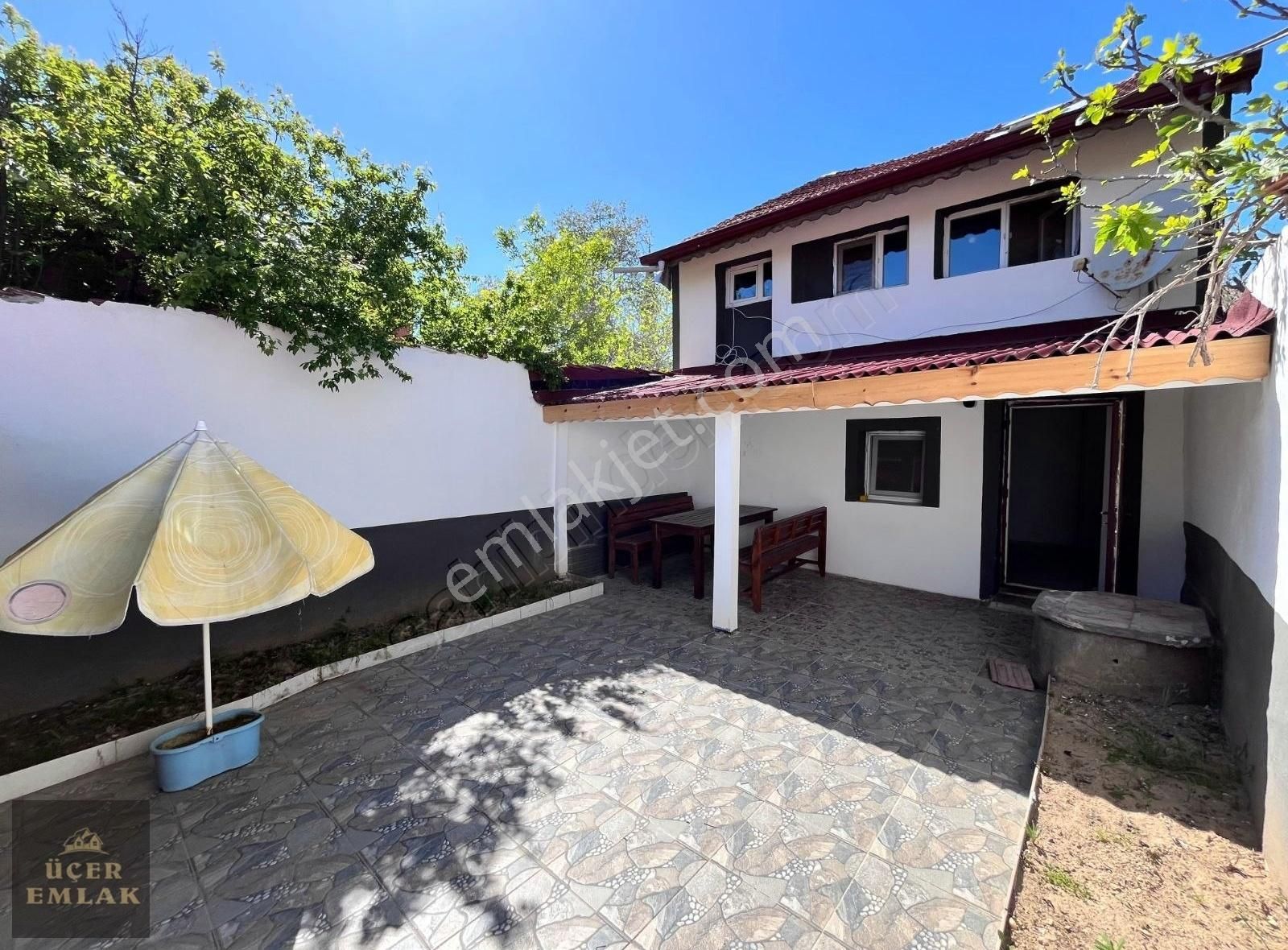 Üçer Emlak'tan Edirne Karaağaçta Bahçeli Müstakil Villa