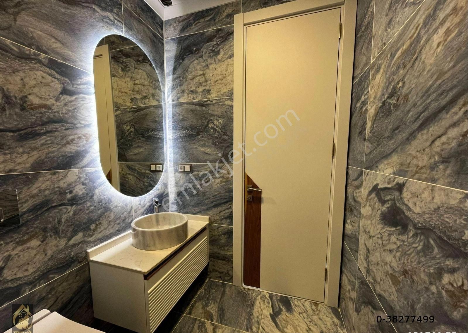 Alanya Tepe Mahallesinde Müstakil 3 Katlı Ultra Lüks Villa - Görsel 25