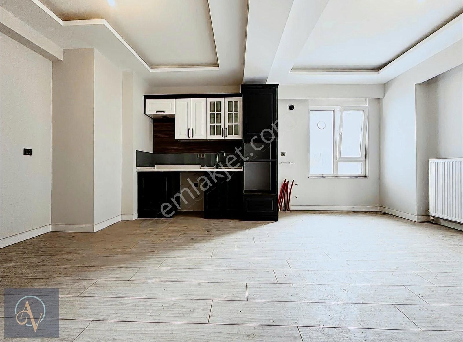 Lüks Havuzlu Site İçerisinde Doğalgazlı Ara Kat Sıfır Daire