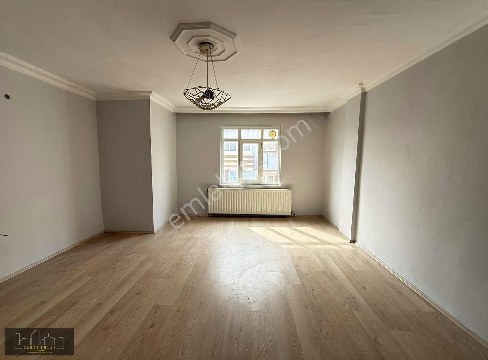 Cadde Emlak Sultanmurat Mah 120 M2 20 M2 Hisseli Ara Kat Daire
