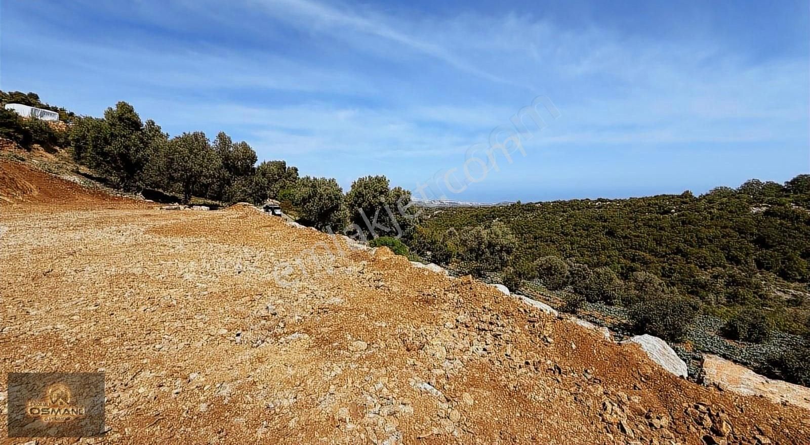 Erdemli Deniz Manzaralı Full Önü Kapanmaz Satılık 1300 M2 Arsa