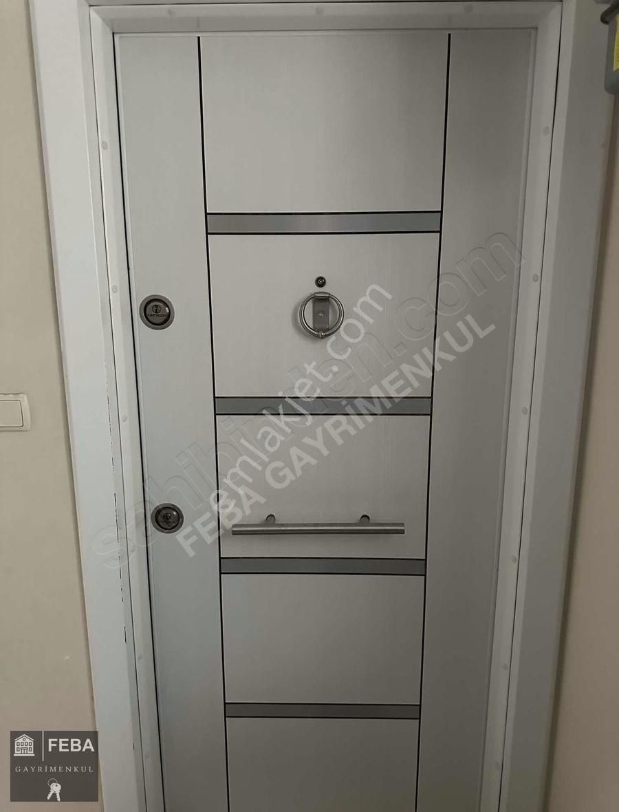 Derince Sırrıpaşa Mahallesi Satılık 3+1 Arakat Daire