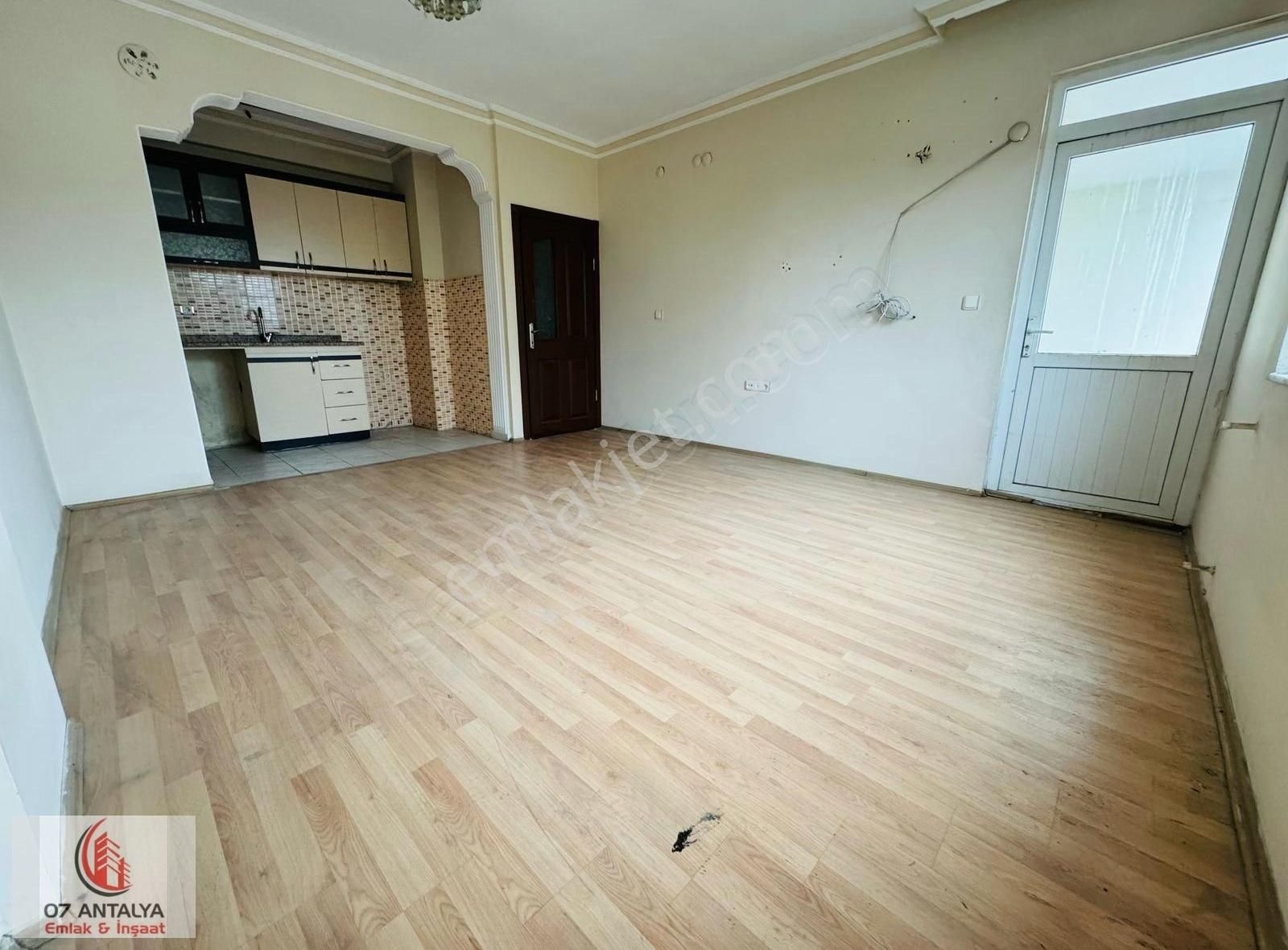 Yükseliş Mah. 3+1 180m2 Cadde Yanı Satılık Dubleks