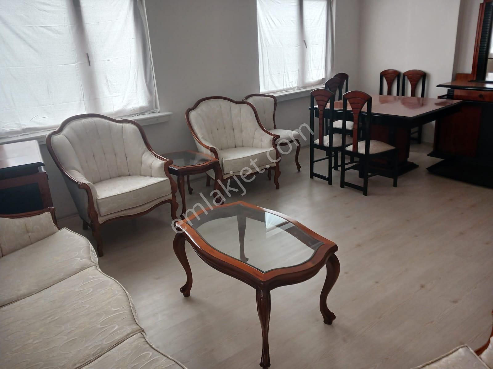 Eskişehir Mustafa Kemal Paşa Mah. Çarşıya Yakın Satılık 3+1 Daire