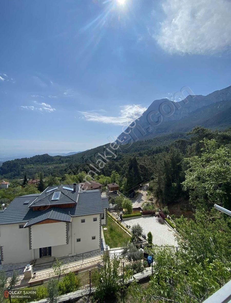 Çağlarcada 907 M2 Arsa İçerisinde Doğa Manzaralı 3 Katlı Bina - Görsel 3