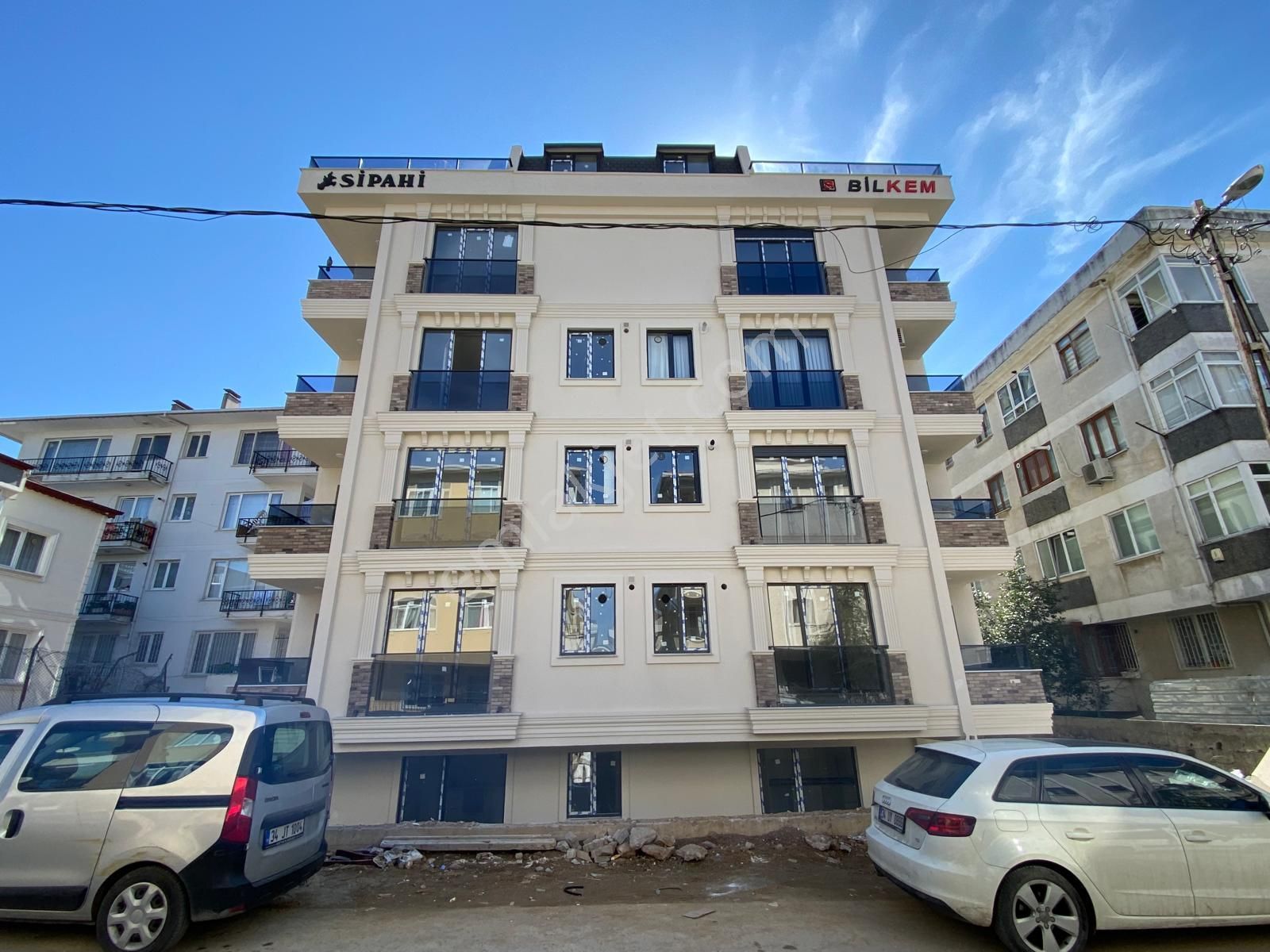 ▃artemin▃küçükyalı'da Marmaray'a Yakın 2.kat 70m² Sıfır 2+1!