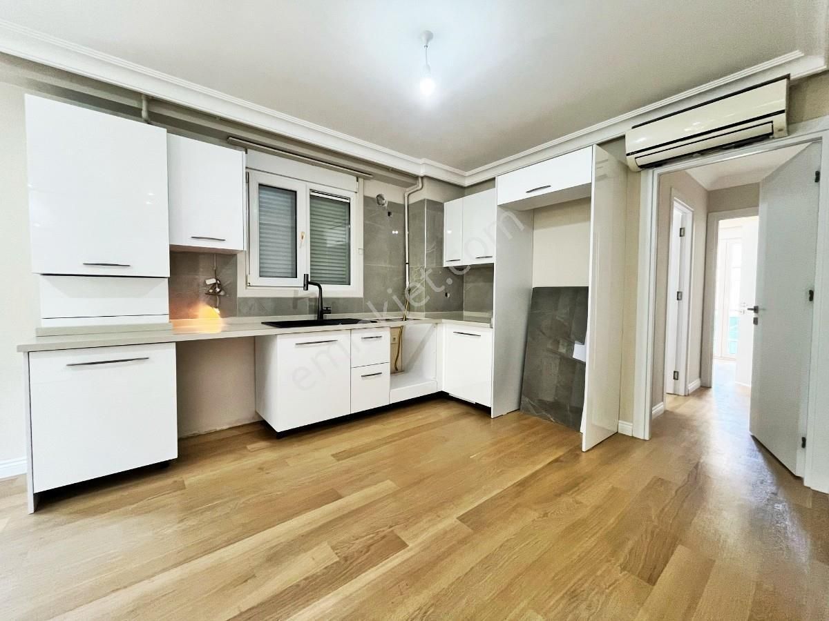 Kadıköy Şaşkınbakkalda 2+1 Satılık Daire Troykadan