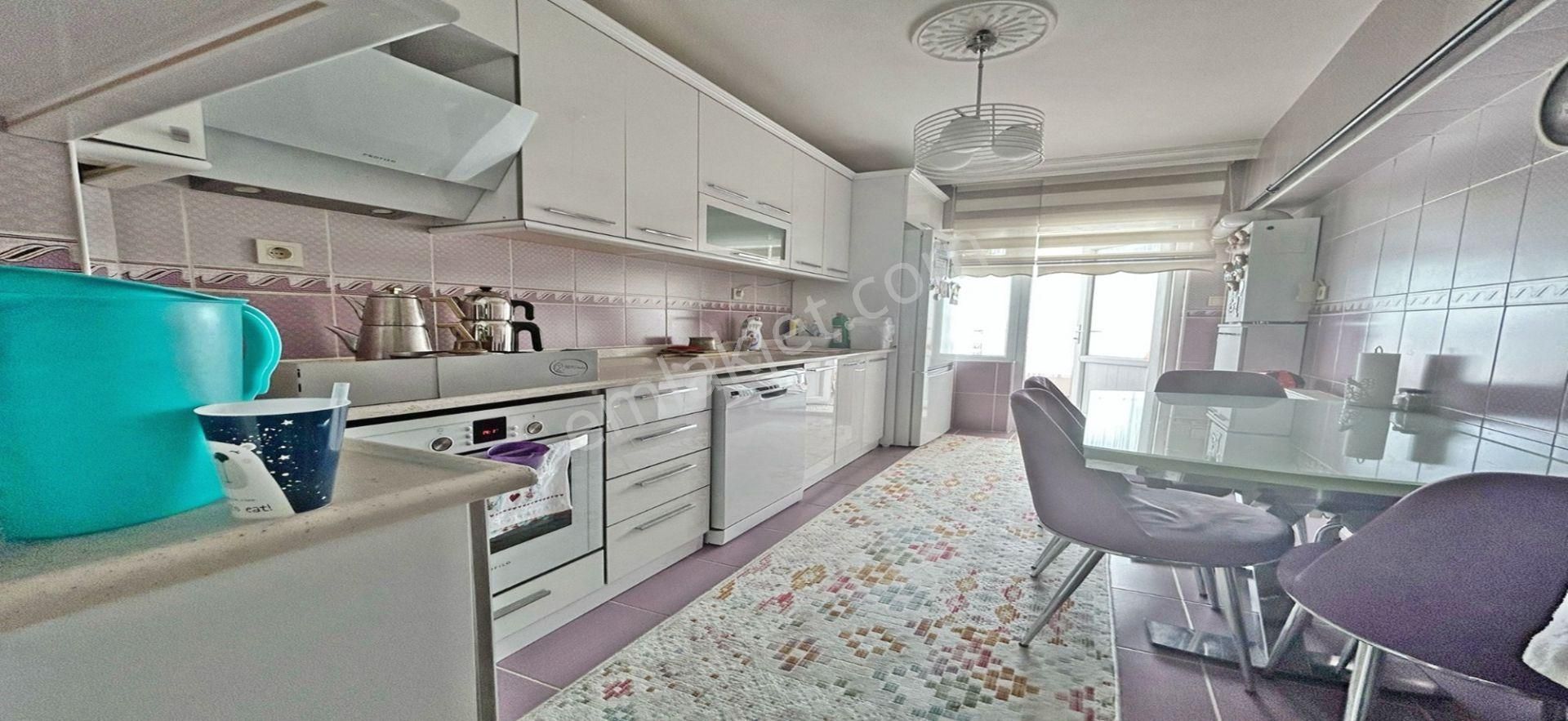 Atapark Mh. Şehir Manzaralı Çift Balkonlu 3+1 Daire!