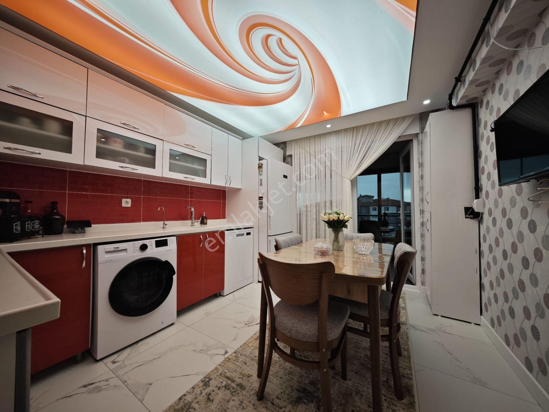 Feridunçelik'te Full+full Yapılı Asansörlü 3+1 Katta Satılık Daire !! - Görsel 8