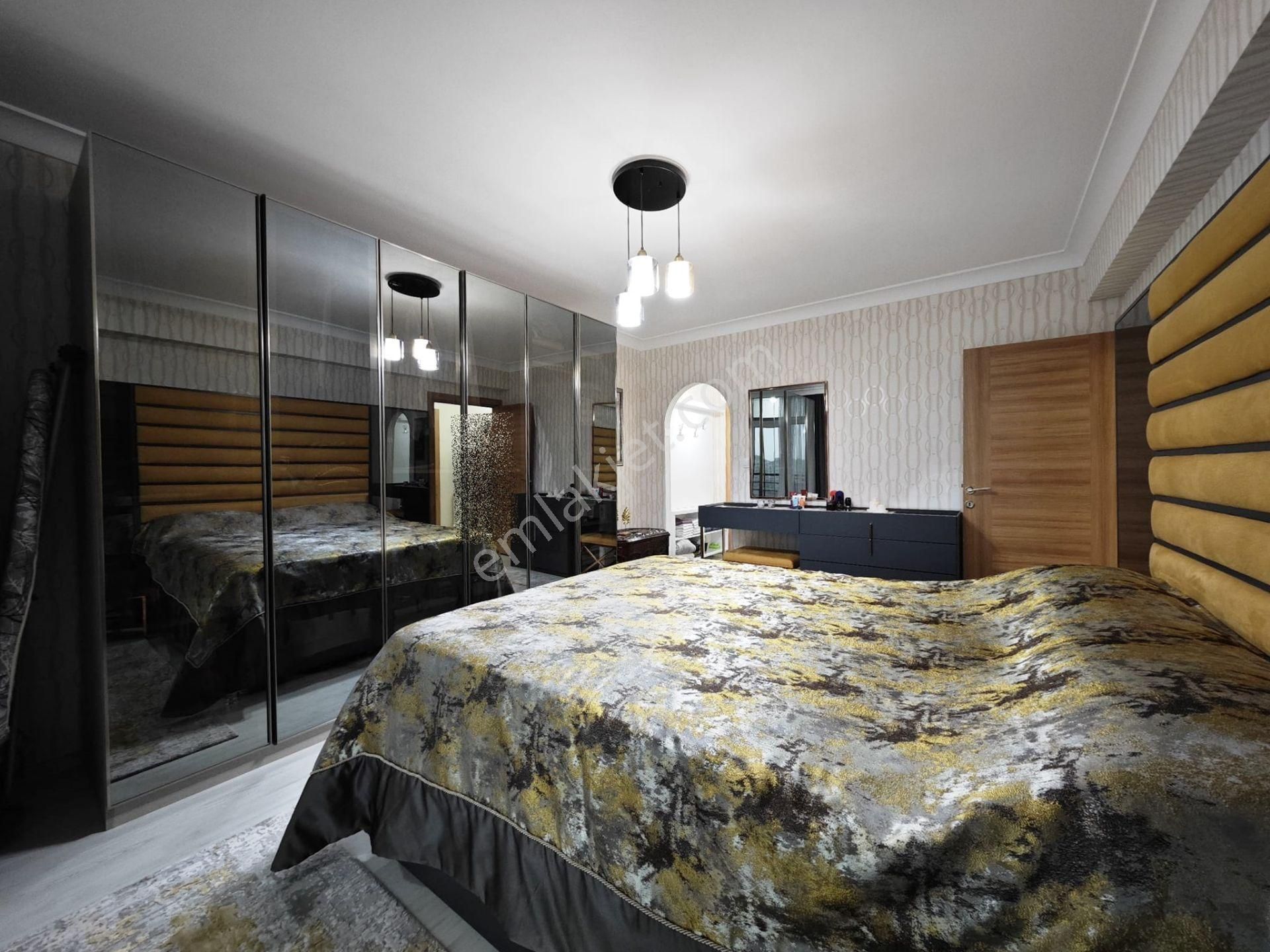 Feridunçelik'te Full+full Yapılı Asansörlü 3+1 Katta Satılık Daire !! - Görsel 12