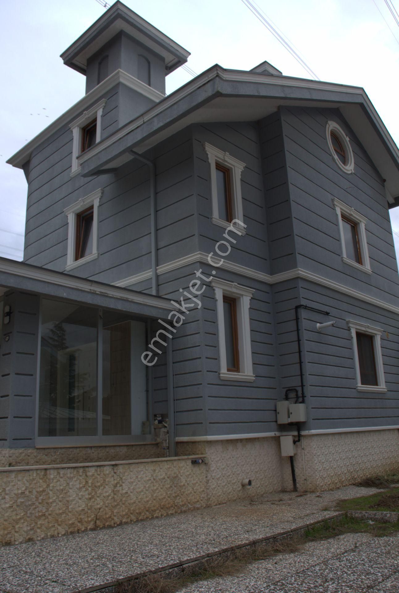 Bursa Mudanya Çağrışan'da Kısmi Eşyalı Aidatsız Kiralık Villa - Görsel 2