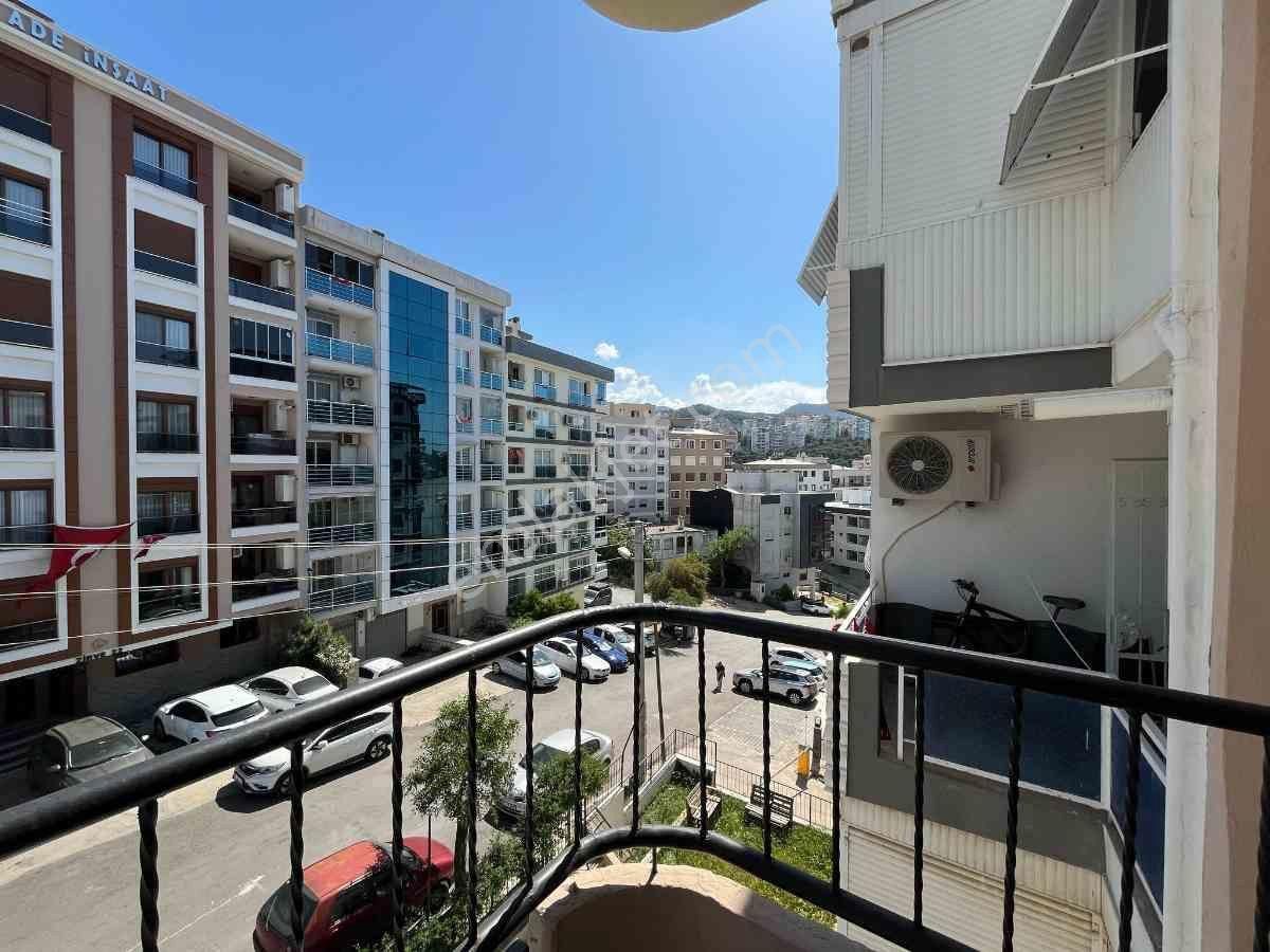 İzmir Karabağlarda Kiralık 2+1 Daire