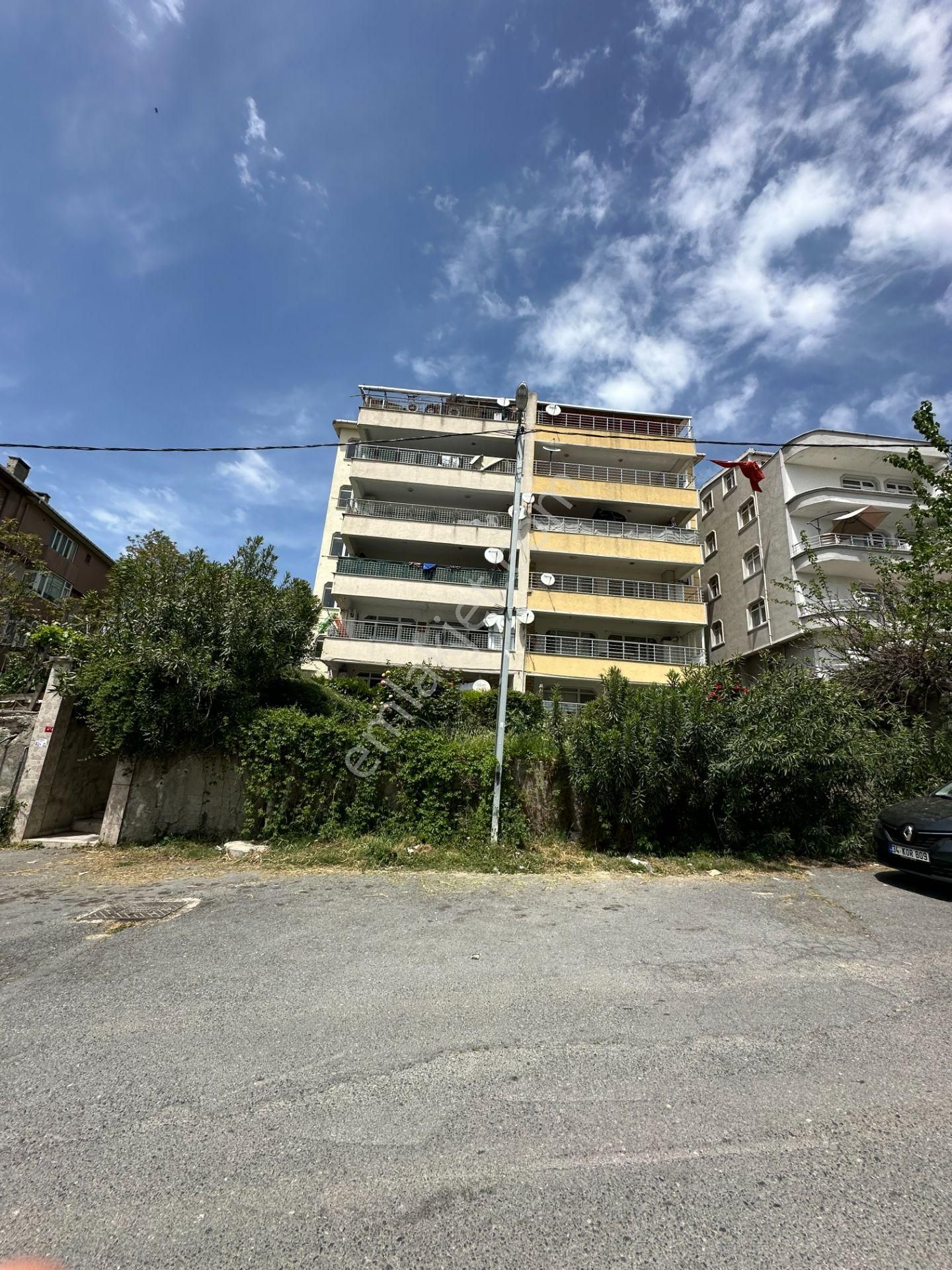 Ard Gayrimenkul,den Site İçerisinde 3+1 Satılık Daire