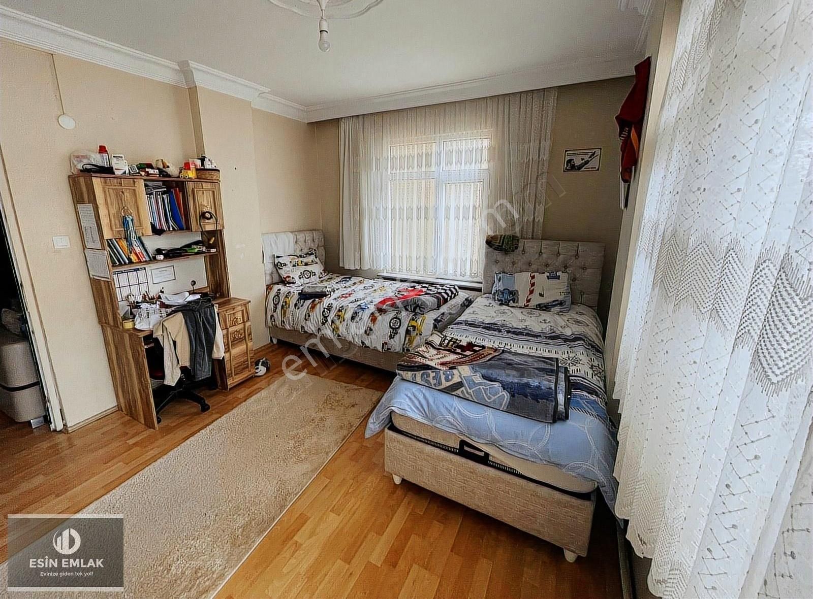 Çayırova Yeni Mah Geniş M2 Balkonlu 3+1 Ferah Satılık Daire