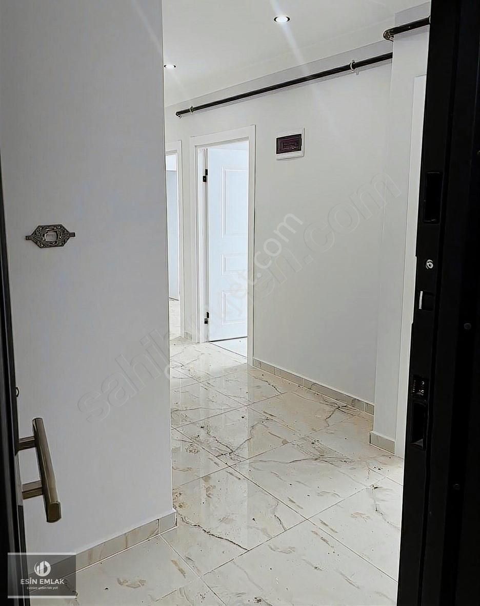 Osman Gazi Mah 2+1 Giriş Kat Marmaraya Yakın Acil Satılık Daire