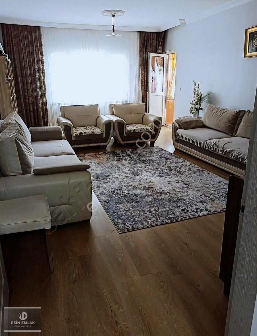 Akse Mah Ferah Balkonlu Geniş M2'li 3+1 Satılık Daire