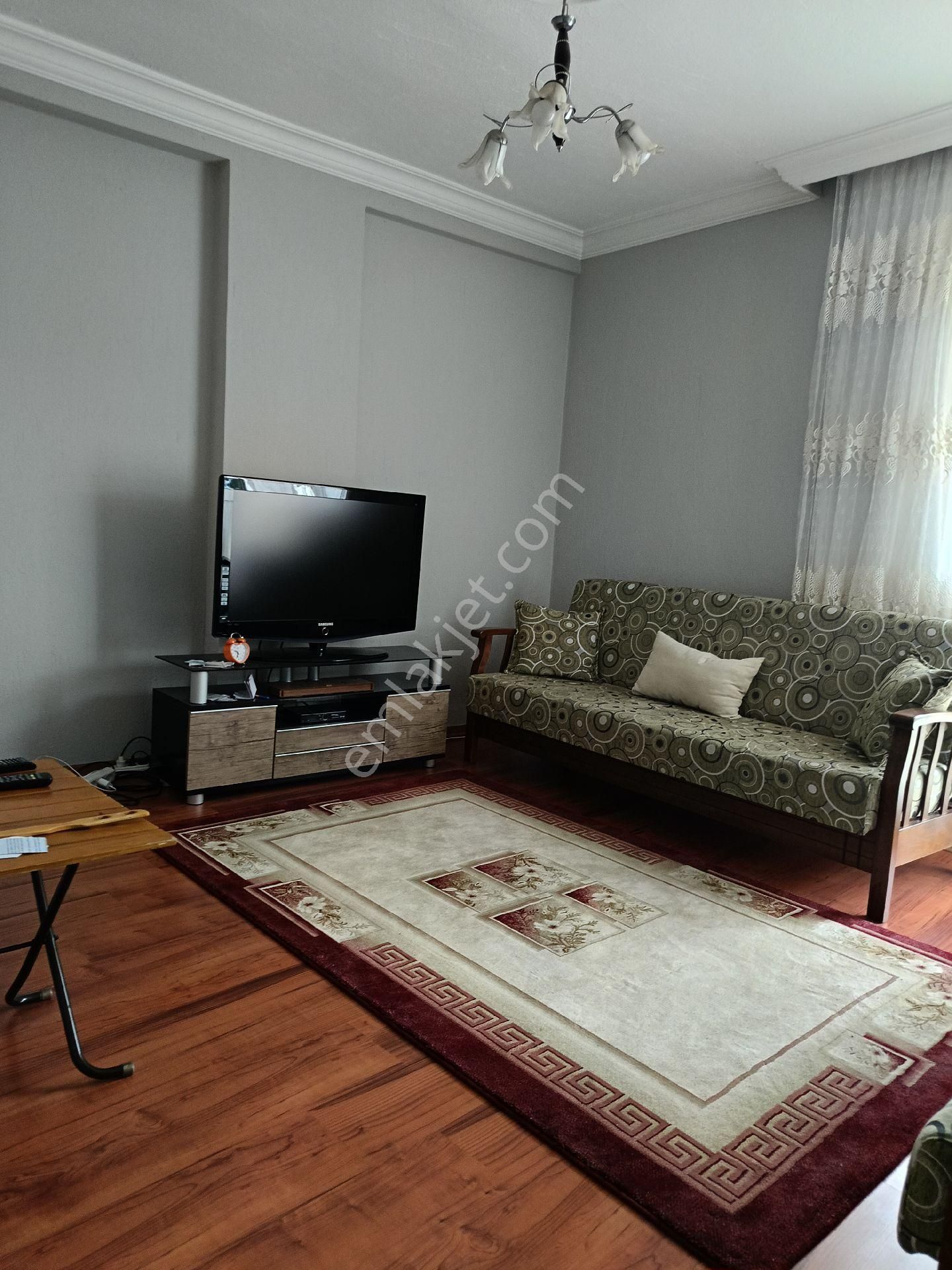 Tınaztepe Mah. 3+1 145m2 Merkezi Konum Geniş Ferah 1. Kat Çift Wc Doğalgazlı