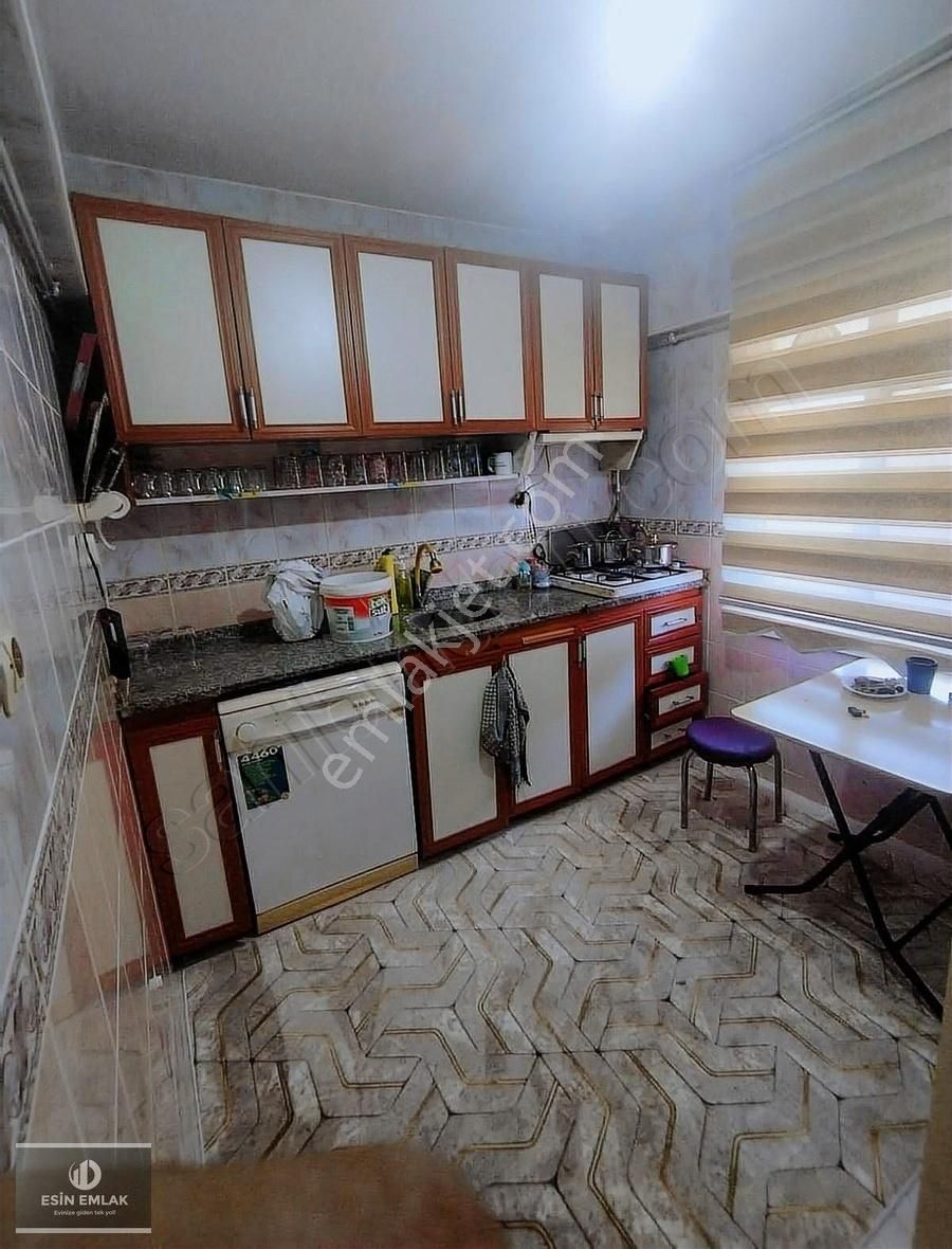 Fatih Mah Temiz Ferah Geniş M2'li Ayrı Wc'li 2+1 Satılık Daire