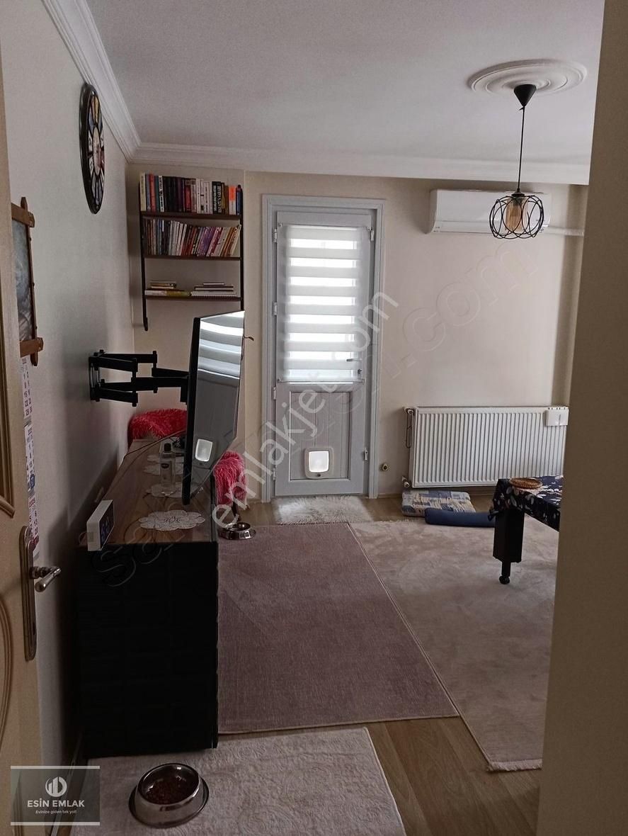Arapçeşme Mah Ferah Temiz Balkonlu 2+1 Satılık Daire
