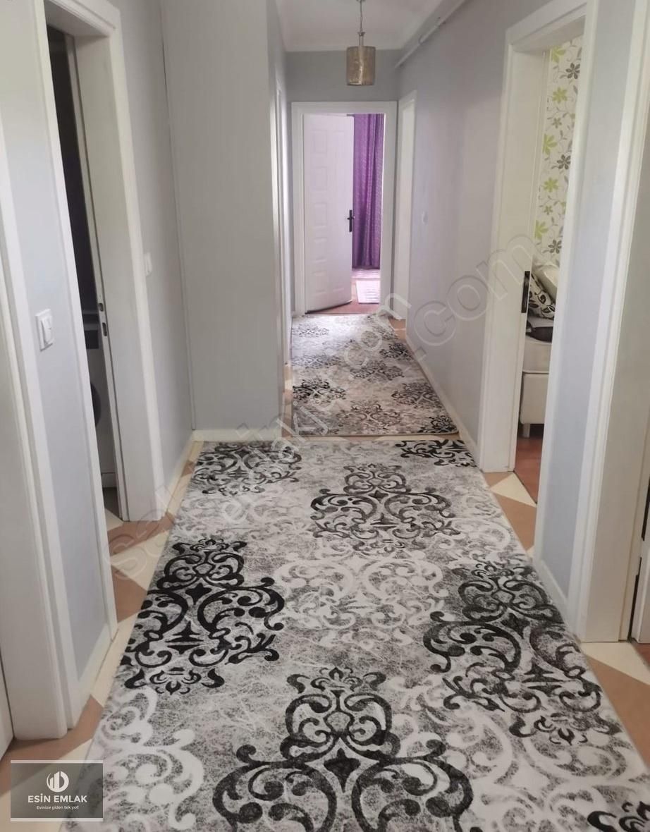 Kaynarca Mah Sahile Yakın Genç Binada Satılık Daire