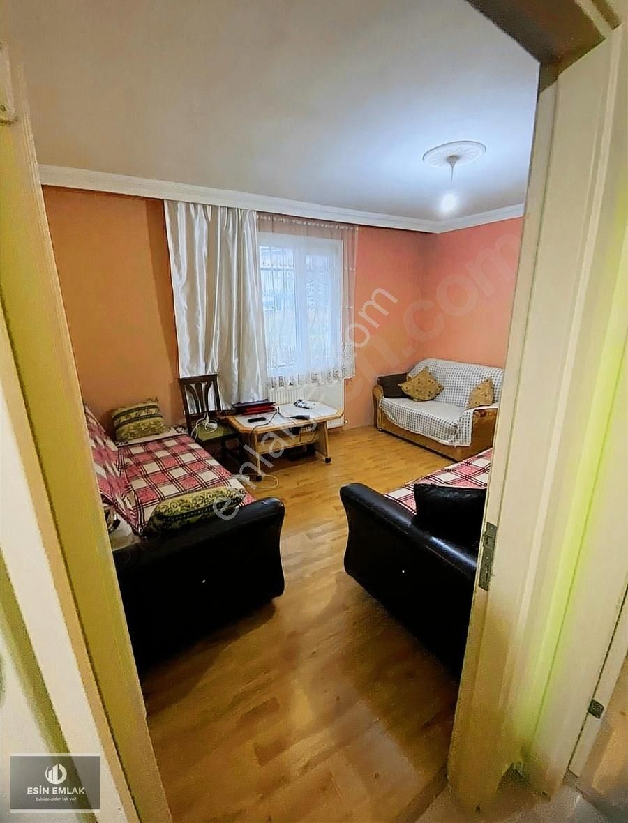 Orta Mah Pendik Metroya Yakın Temiz Ferah Balkonlu 2+1 Daire