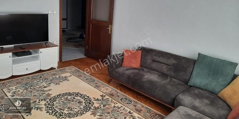 Cevizli Mah Merkeze Yakın Asansörlü Satılık Daire