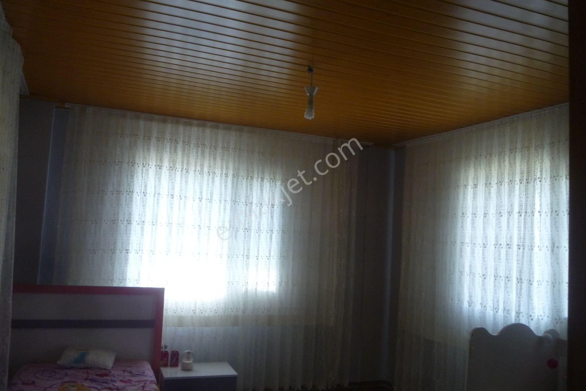 İzmir Torbalı Gold Emlaktan Satılık Harika Bahçeli Ev Ve Dam - Görsel 22