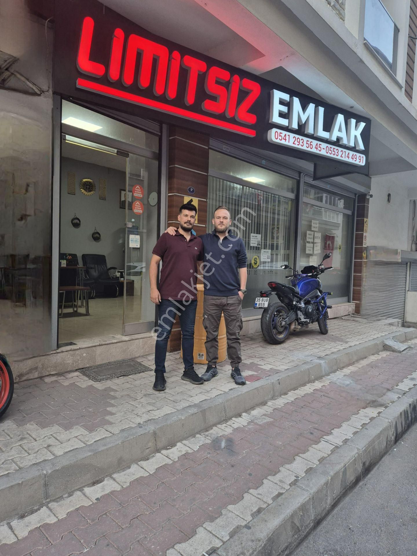 Dikili // Kabakum -bankacılar Sit // Dubleks Mesken // 290 M2 // - Görsel 17