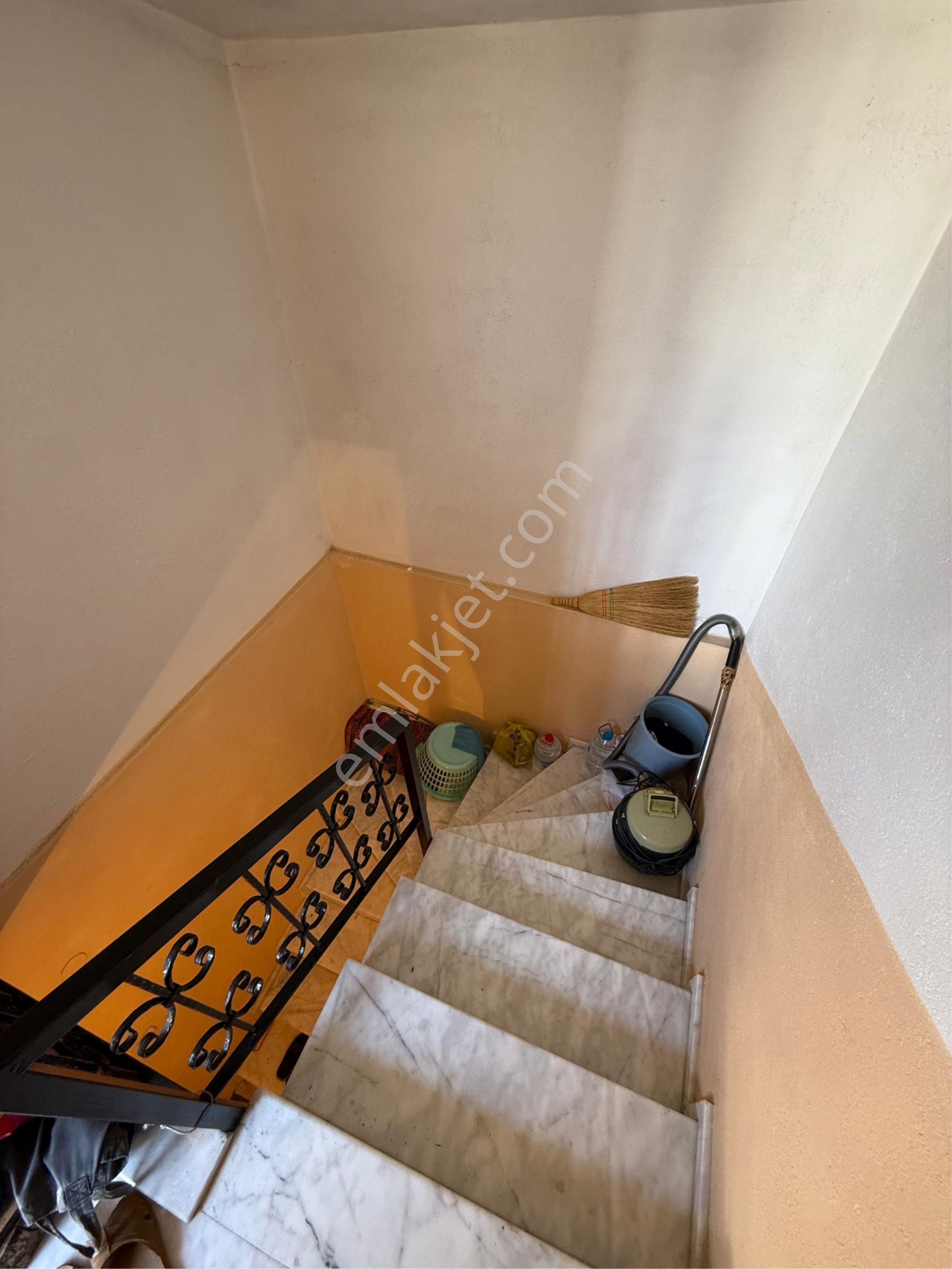 Dikili // Kabakum -bankacılar Sit // Dubleks Mesken // 290 M2 // - Görsel 18