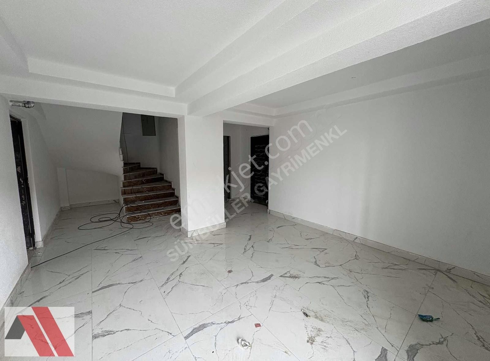 Sümbüller'den Yerden Isıtmalı E. Banyolu Geniş 2+1 Daire
