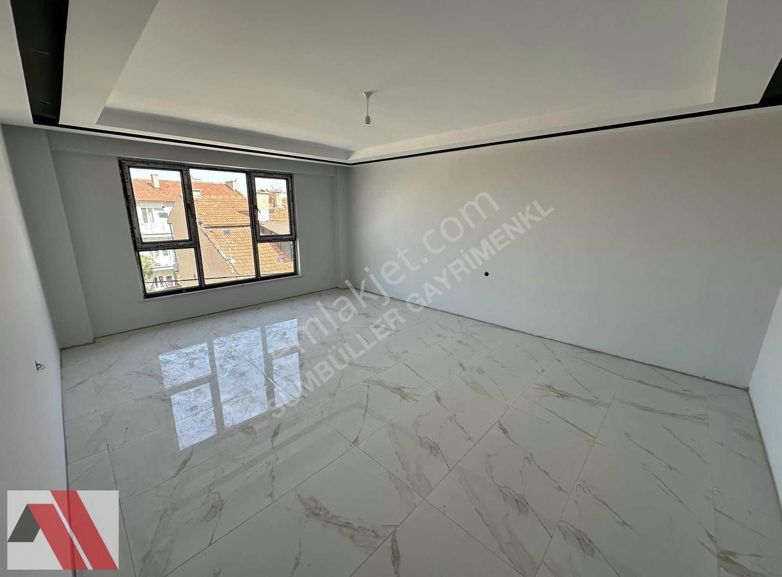Sümbüller'den Yeşiltepe Mh. Emsalsiz 45m2 Ö.garajlı Fırsat 3+1