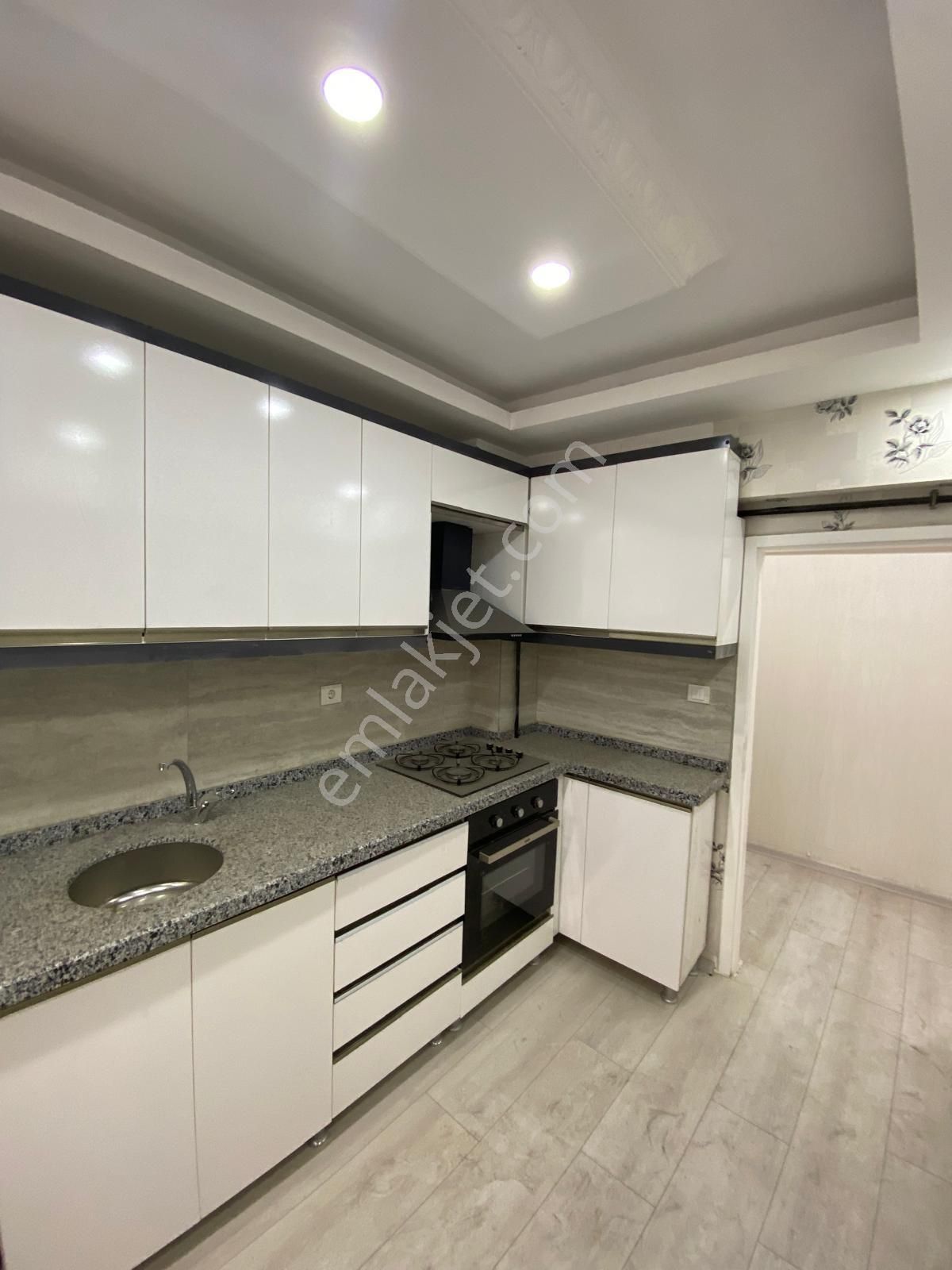 Sincan Pınarbaşı Mah De 3+1 Bağımsız Ebevyn Banyolu Yapılı Daire
