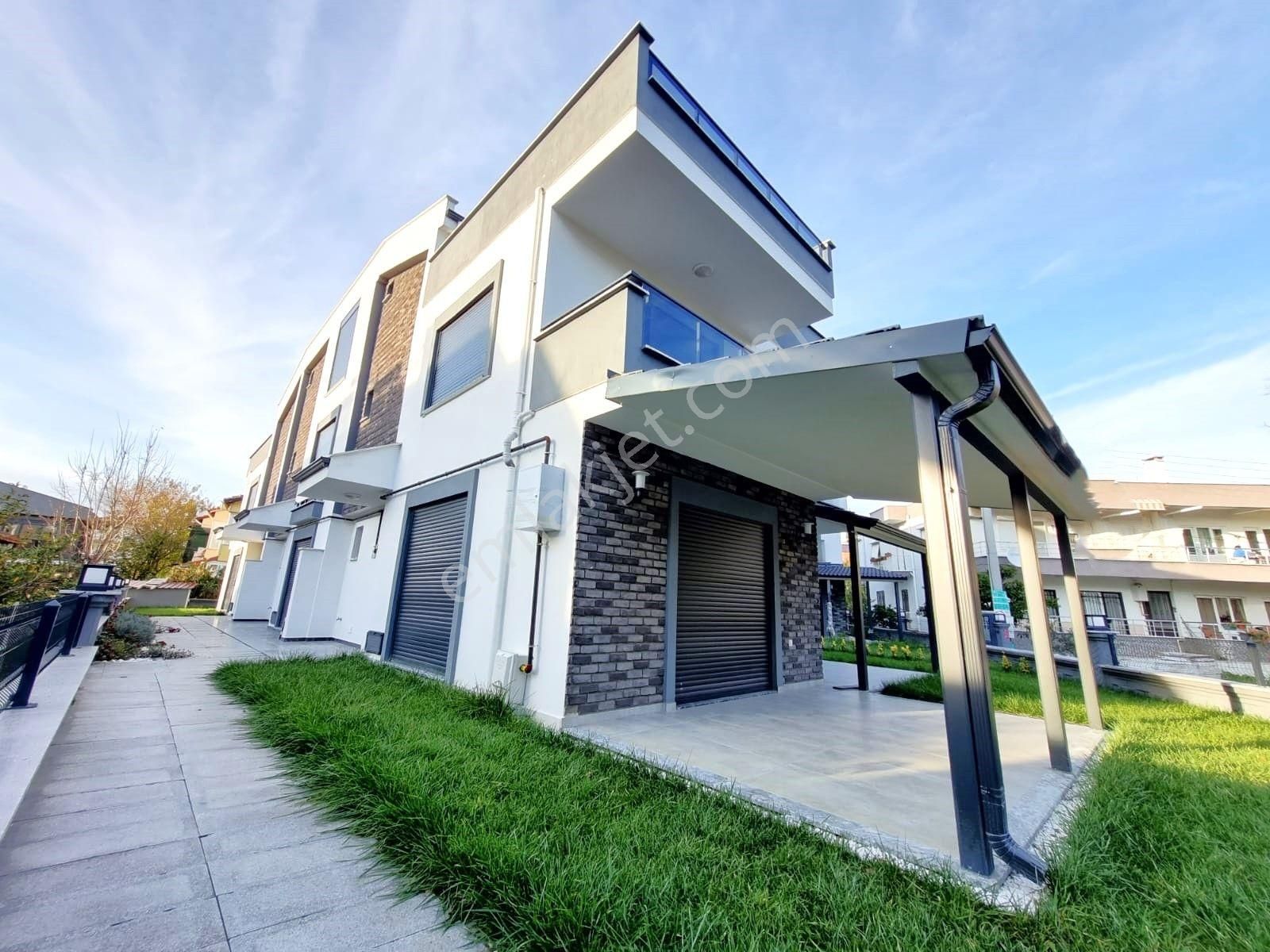 ✨burhaniye Ören'de Muhteşem Tam Bağımsız Sıfır Giyinme Odalı 4+1 Ultra Lüks Satılık Müstakil Villa✨