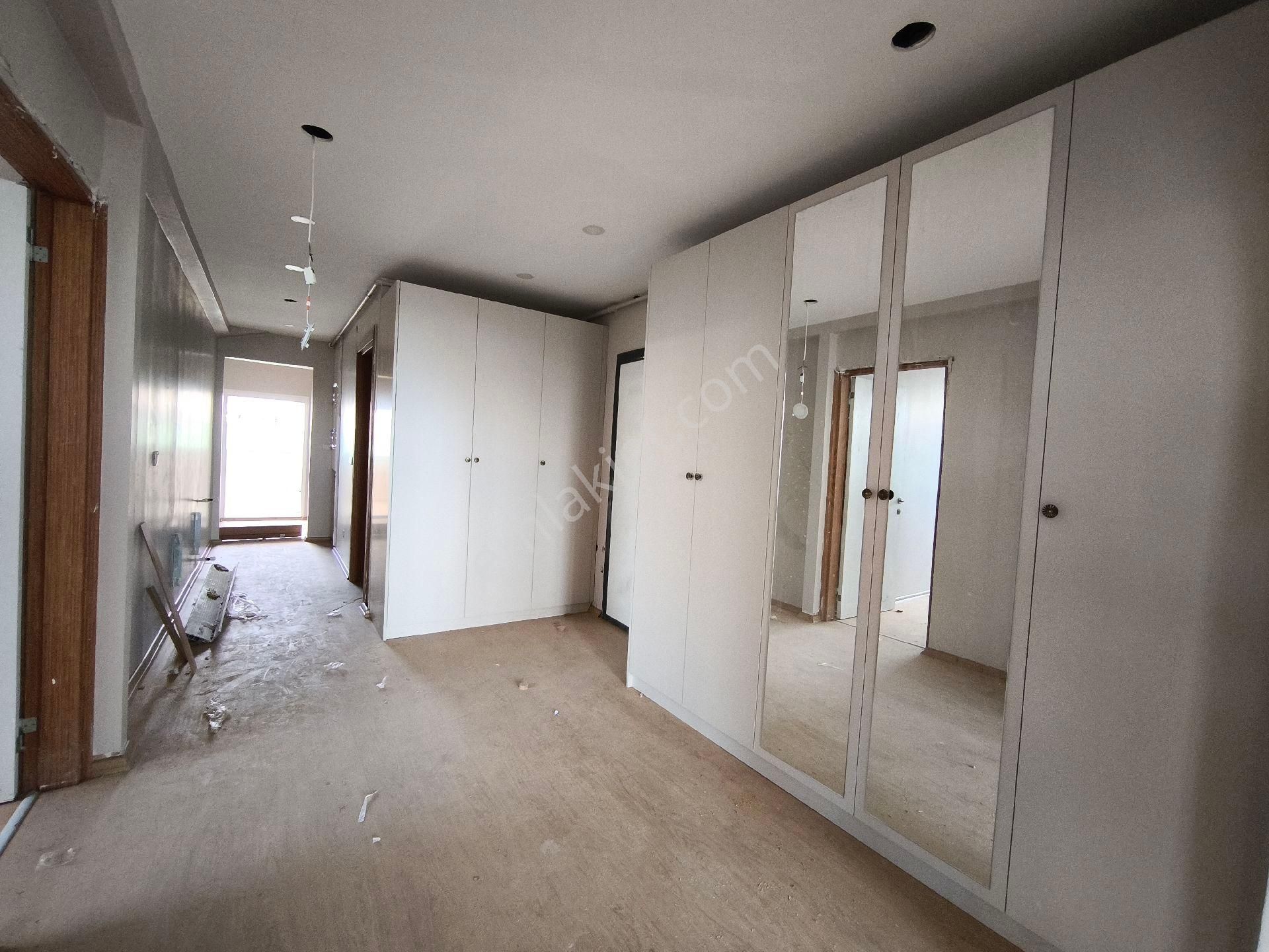 Kadir Geylani Emlaktan Karaköprü Atakentte Kiralık 2+1 165 M2 Teraslı Daire