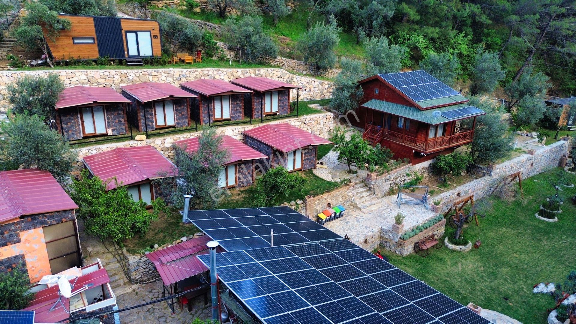 🏠 Aktif'ten Göl Ve Dağ Manzaralı Yeşilliklerin İçinde Hazır Kurulu Kamp Tesis Alanı