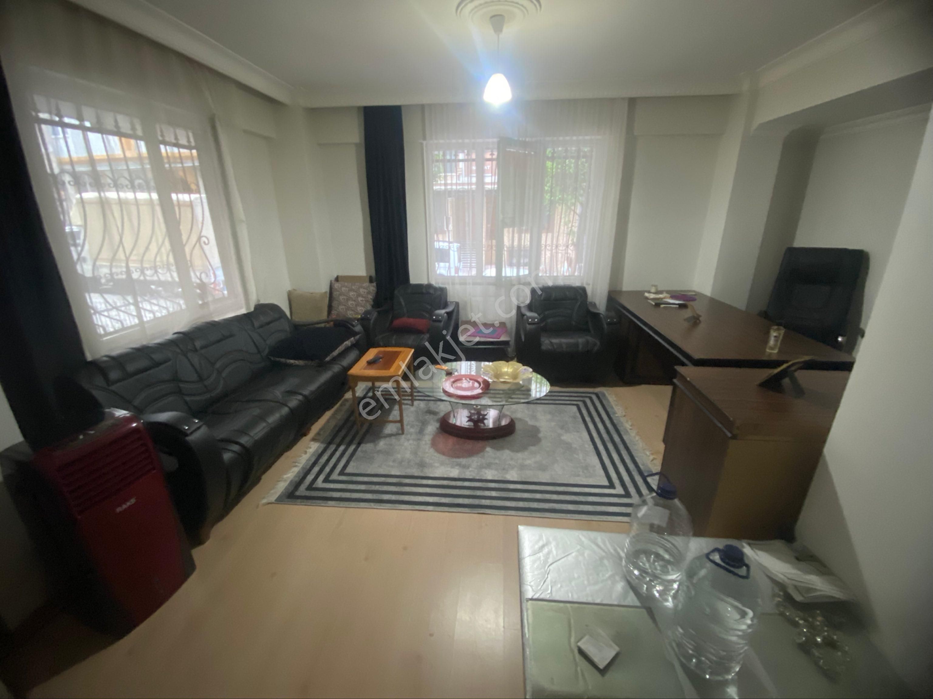 Erarslandan 1+1daire 10yıllık 60m2 Yüksek Giriş 10 Yıllık Binada Şirinevler Mahallesi