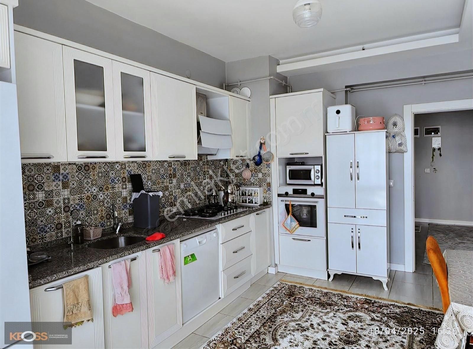 Fetih Cad. Üzerinde Satılık 3+1 Daire - Görsel 6