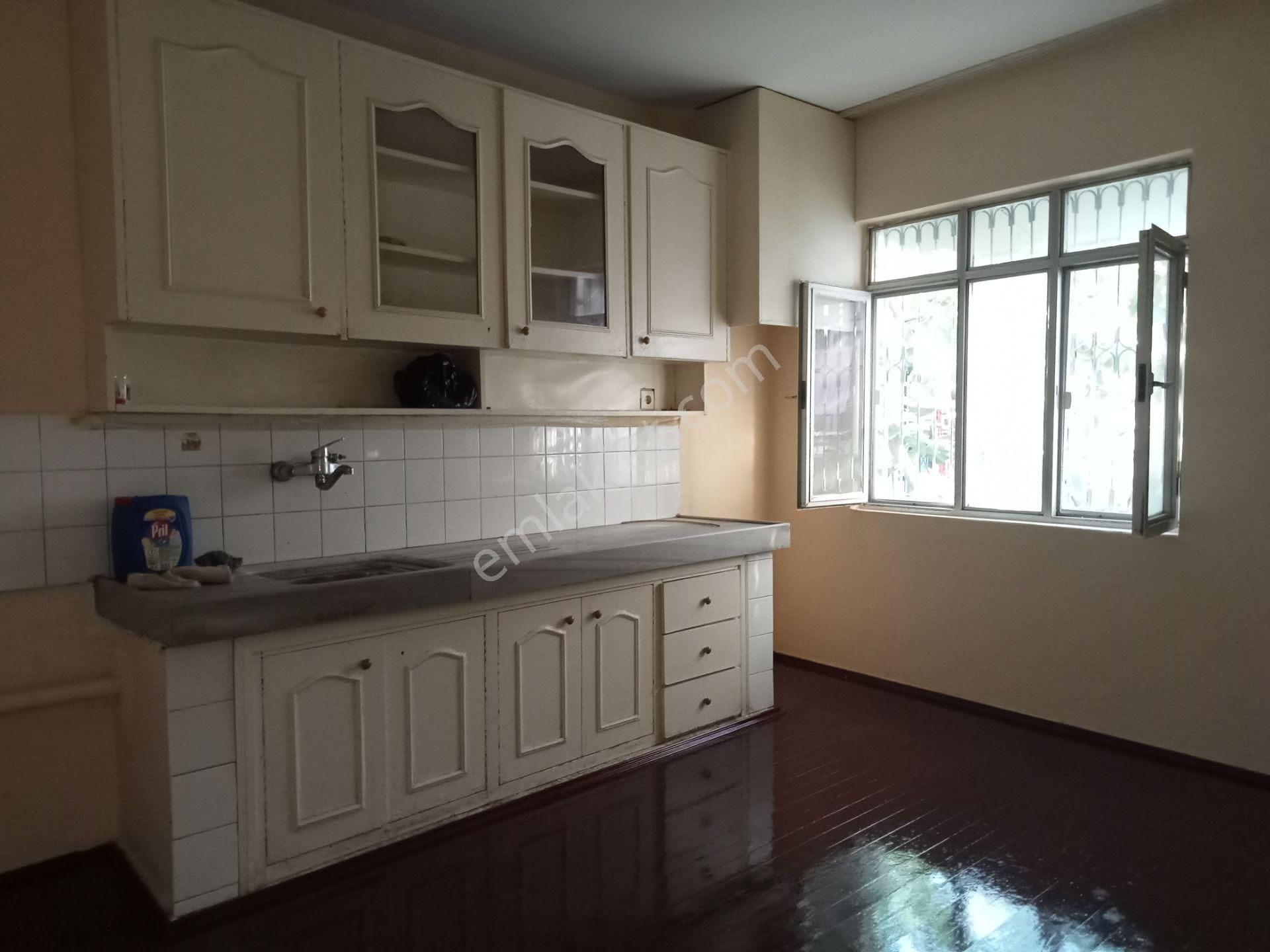 Açıklamayı Okuyun 3+1 Müstakil Bakımı Yapılı Yeşilyurtta 17500 Tl..