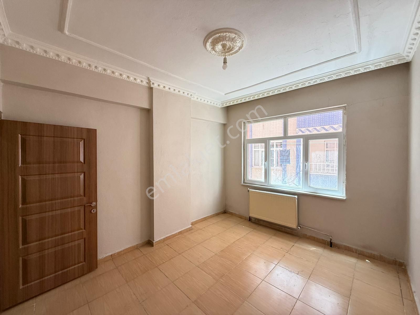 Barak Emlak'tan Merkezi Konumda Kiralık 2+1 Dairemiz