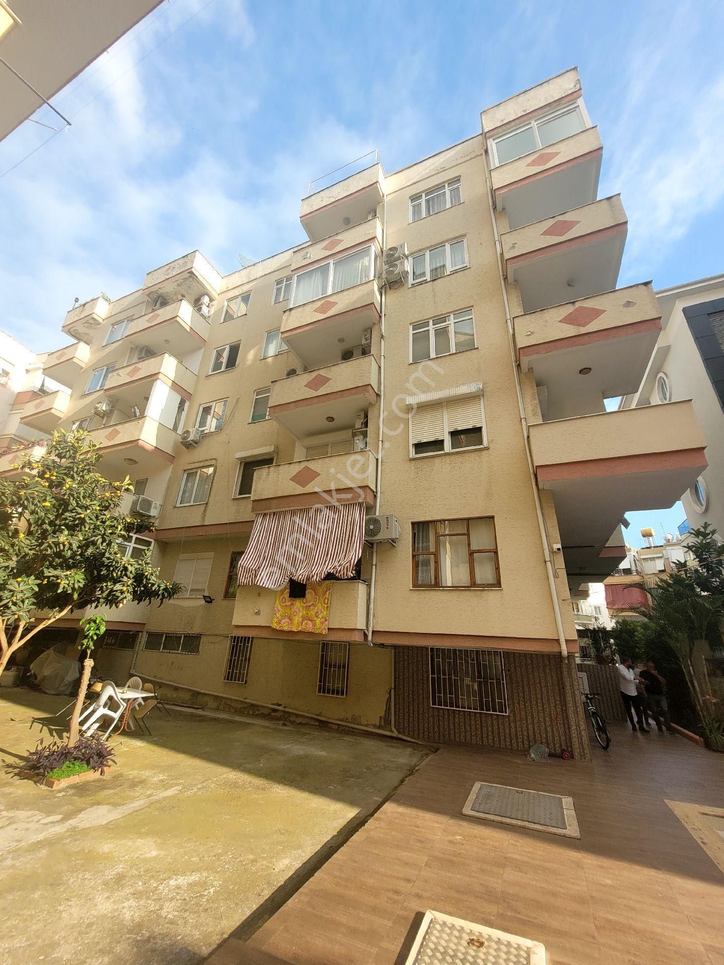 Kleopatra Da Satılık 3+2 Dublex Daire