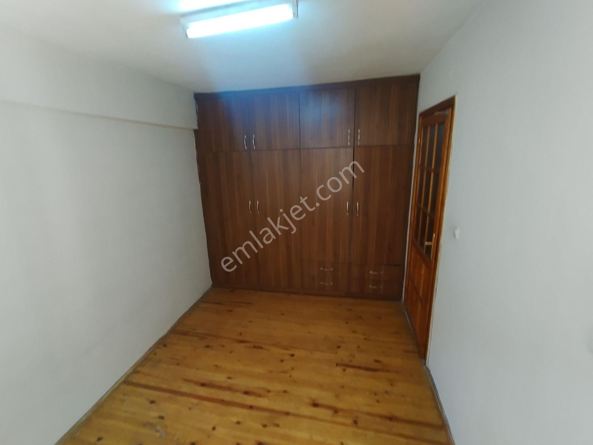 Denizli Merkez Atatürk Caddesi Anayol'da Gazallı Camii Karşısı Arakat Daire - Görsel 17