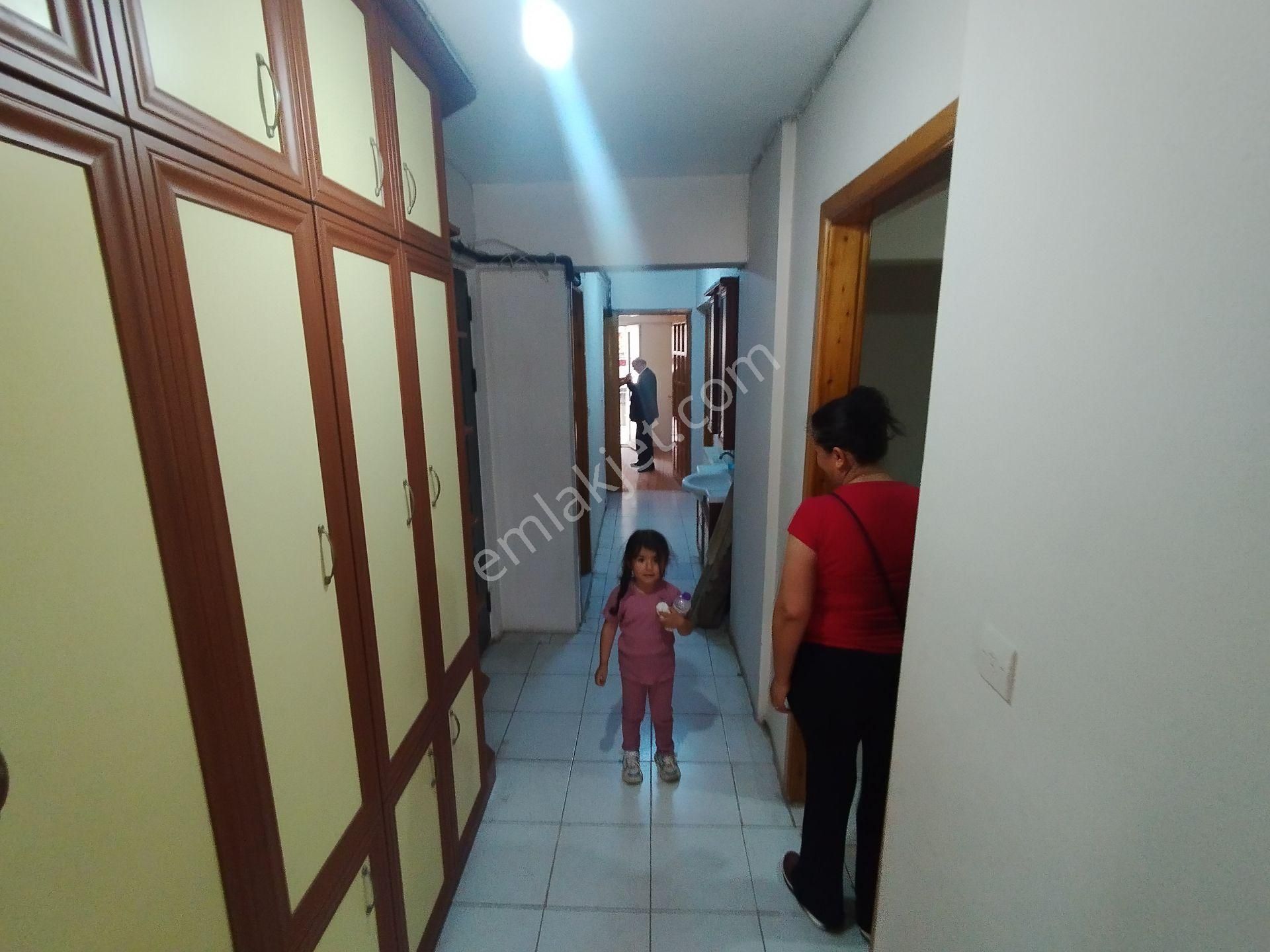 Denizli Merkez Atatürk Caddesi Anayol'da Gazallı Camii Karşısı Arakat Daire - Görsel 11