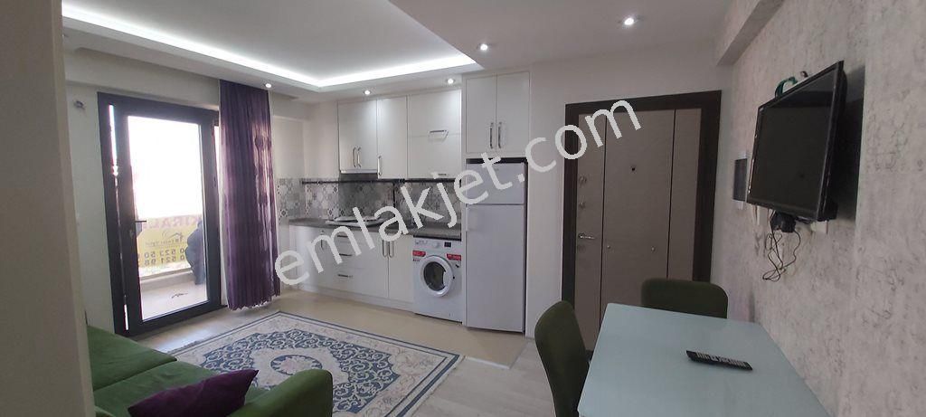 Ender Uysal Gayrimenkulden Asmalıevlerde Süper Konumda 1+1 Ara Kat Asansörlü Balkonlu Apart