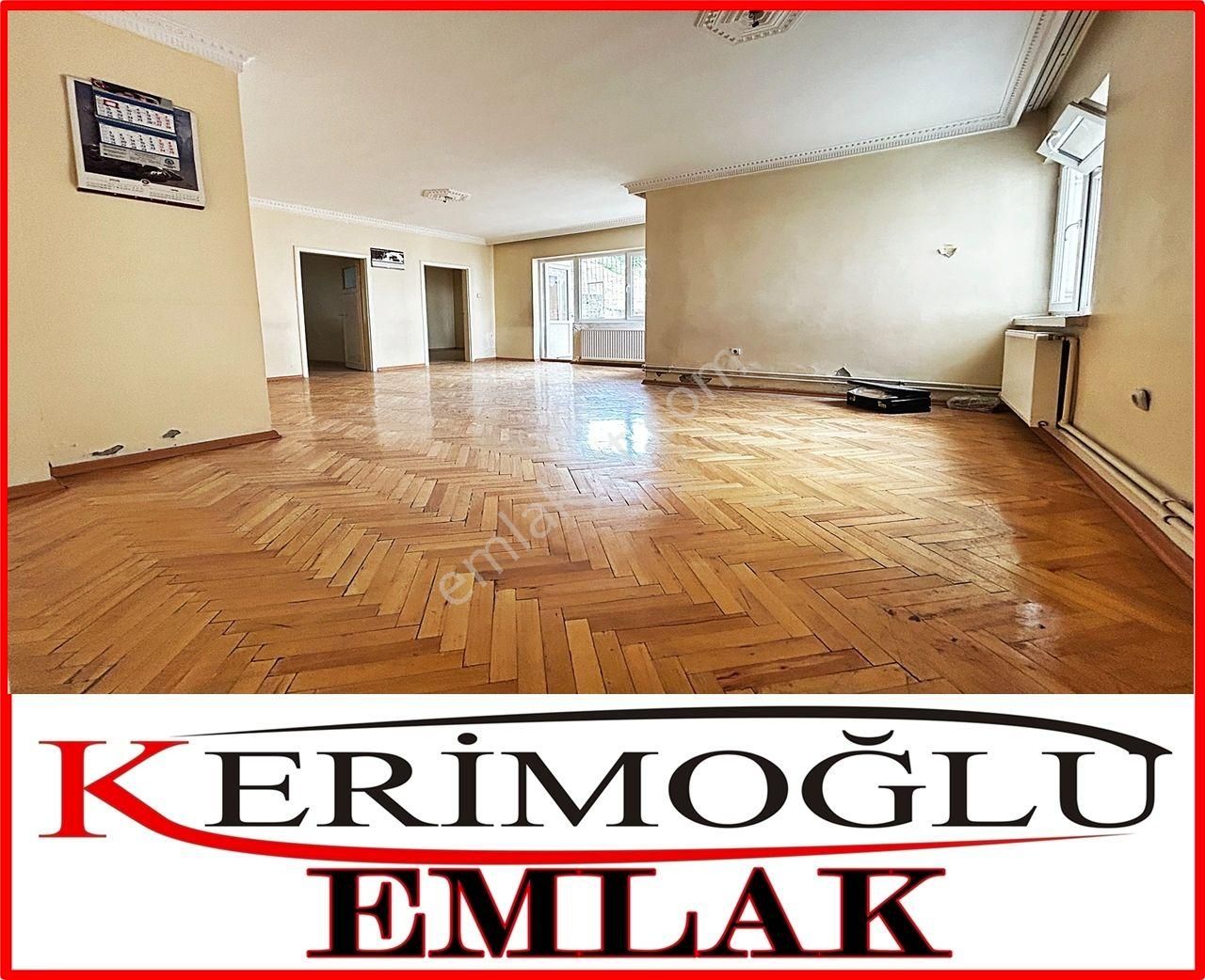 Etlik'te *geniş* Giriş Kat 3+1 Balkonlu Satılık Daire