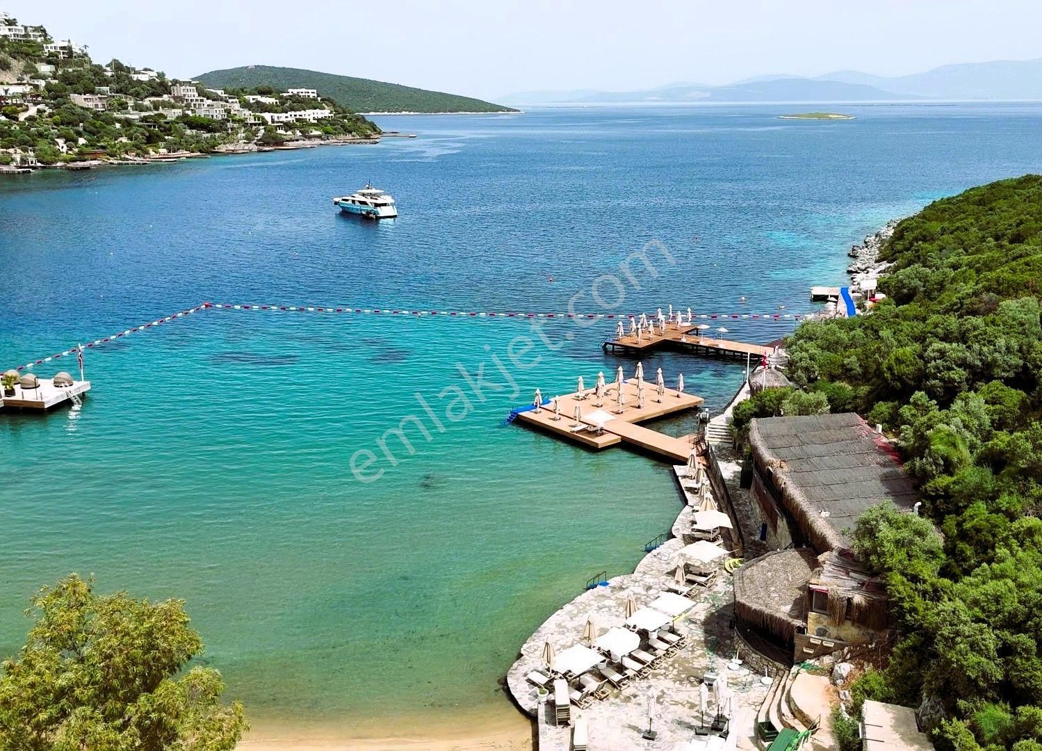 Bodrum Türkbükü Modalılar Sitesi Deniz Manzaralı Kiralık Villa